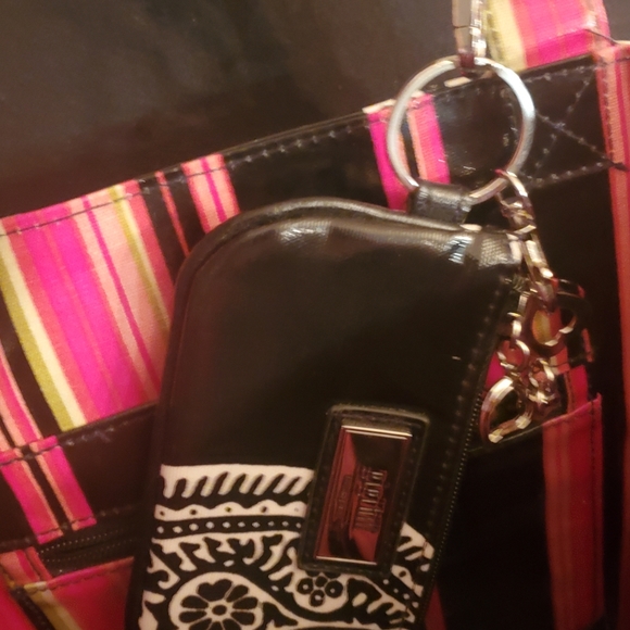 GigiHill Reversible Tote Bag - Picture 4 of 5